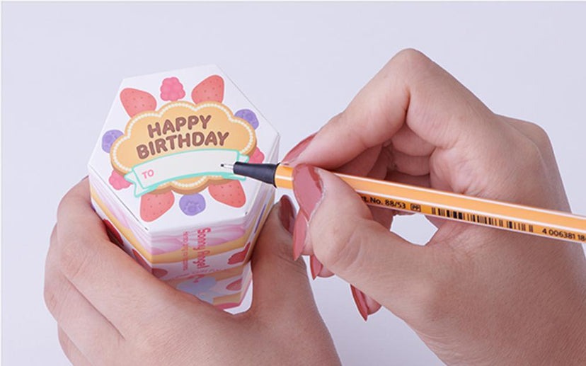 Sonny Angel 生日禮物蛋糕 盒玩 - 隨機單抽 	 - Sonny Angel mini figure Birthday Gift series - assortment 