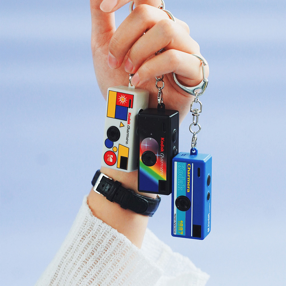 柯達 迷你數位相機鑰匙圈盲盒 - 隨機單抽 - Kodak Charmera Mini Digital Camera Keychain Blind Box - assortment