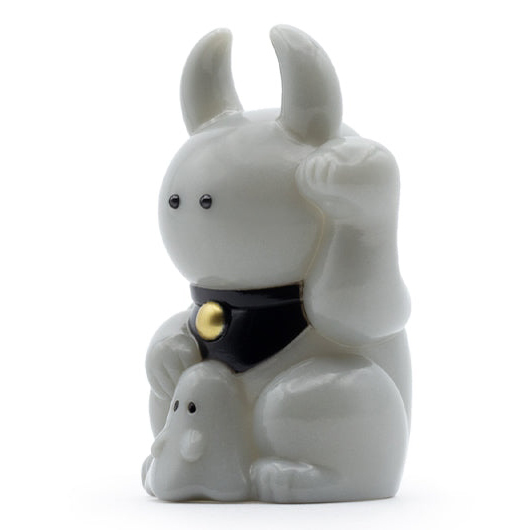 Fortune UAMOU 珍珠灰色 (黑領巾)  - Fortune UAMOU - Pearl Gray (Black Apron) 