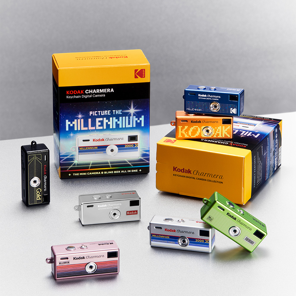 柯達 迷你數位相機鑰匙圈盲盒 第二代 (千禧版) - 隨機單抽 - Kodak Charmera Millennium Edition Mini Digital Camera Keychain Blind Box Series 2 - assortment 