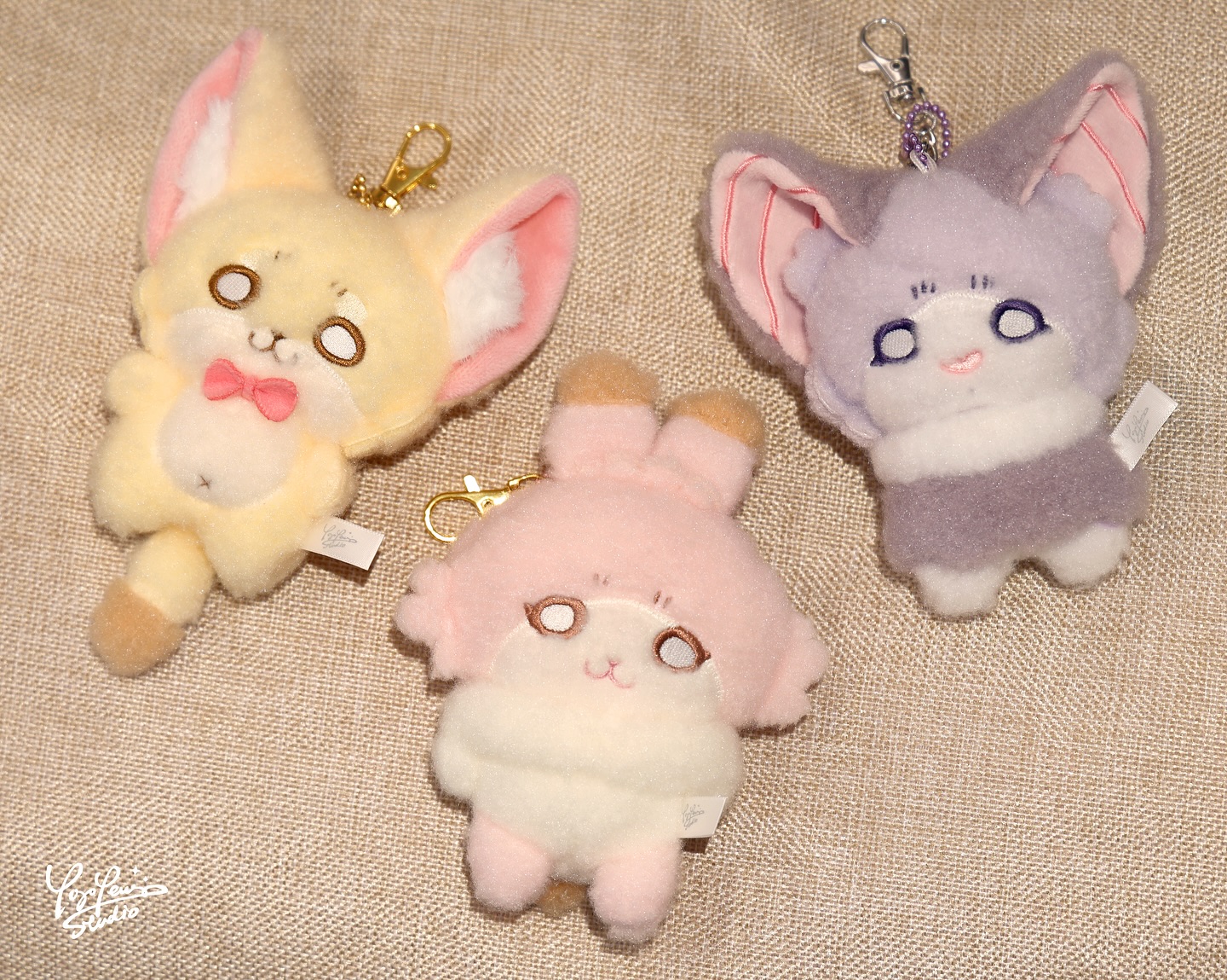 "叭叭噗噗"LuckyDayCraft & YoyoYeungStudio 聯展 - Kenneth Doll / Raby Doll / Yoki Doll 絨毛吊飾 by YoyoYeungStudio